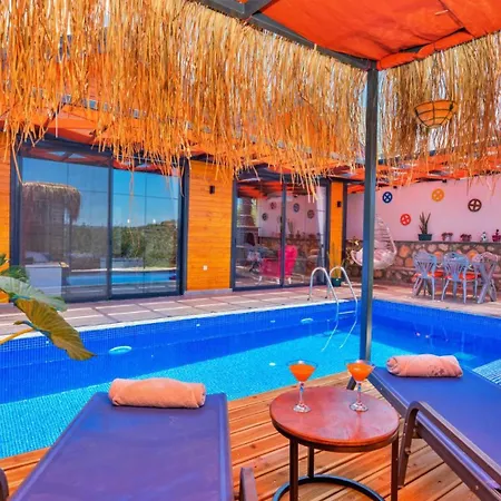 1 Bedroom 6841 Villa